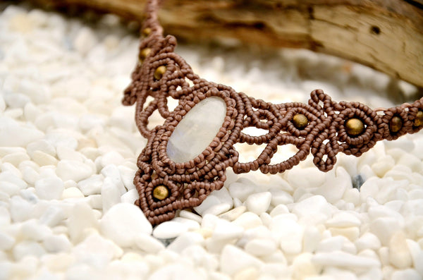 Moonstone Macrame Jewellery，   織途  ， Om Ethnic Handicraft , macrame