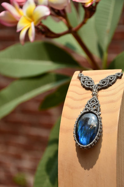 Labradorite Macrame Jewelry