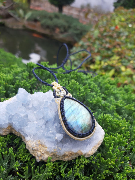 Labradorite  Macrame Necklace