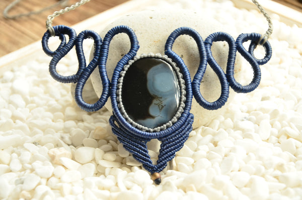 Onyx stone Macrame Necklace，   織途  ， Om Ethnic Handicraft , macrame