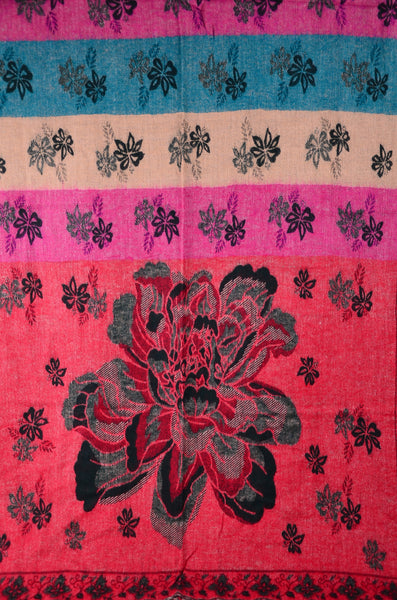 Flower Wool Winter scarf, Yak Shawl，   織途  ， Om Ethnic Handicraft , macrame