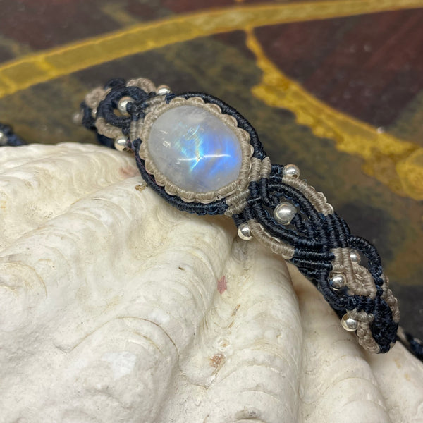 Moonstone Bracelet 11L 44