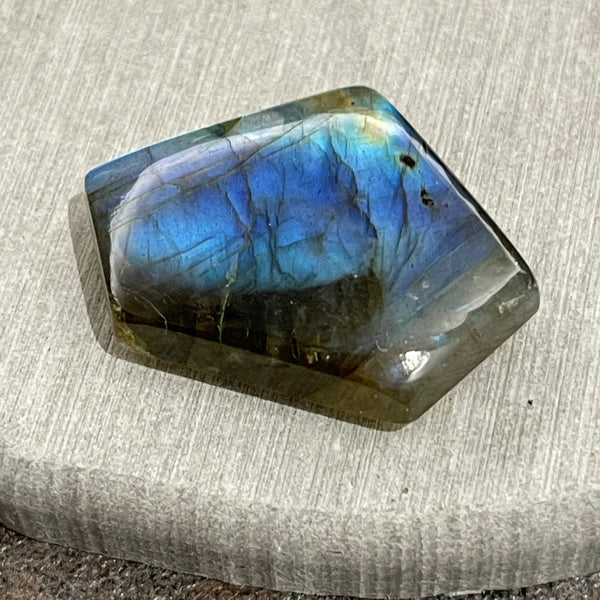 Labradorite 12-16