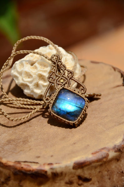 Labradorite Macrame Jewelry, necklace