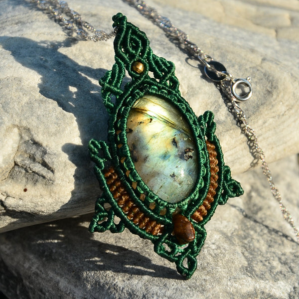 Labradorite Macrame Jewelry Necklace