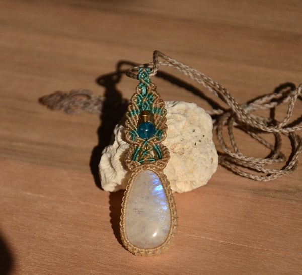 Moonstone Macrame Jewellery, necklace