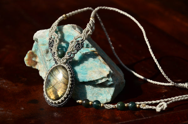 Labradorite Macrame Jewelry Necklace