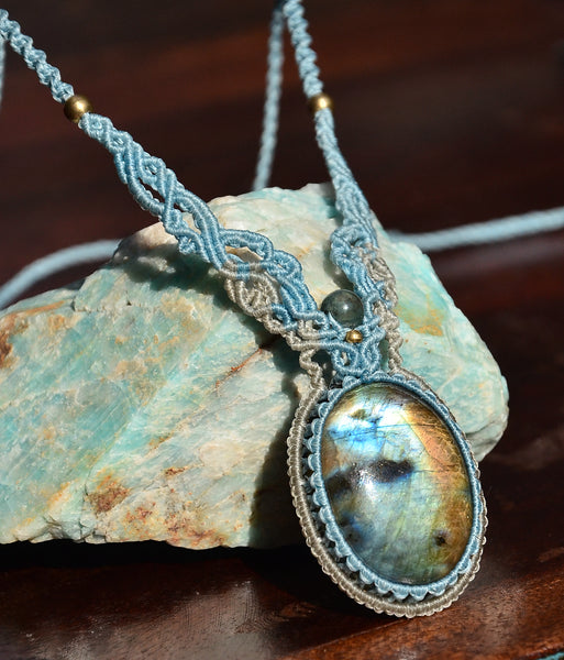 Labradorite Macrame Jewelry Necklace