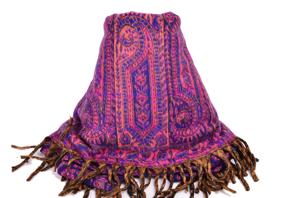 Handmade Yak Paisley Winter Woman Shawl/Scarf，   織途  ， Om Ethnic Handicraft , macrame