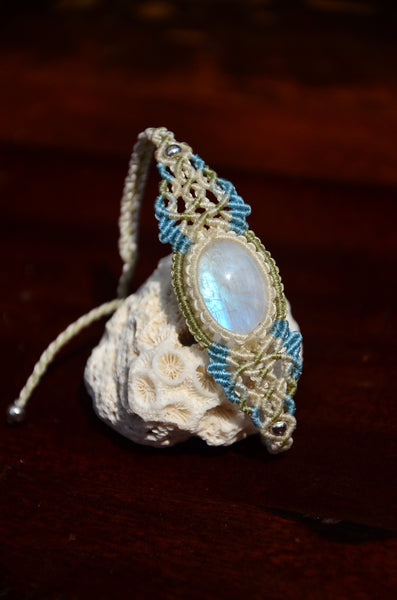 Moon stone bracelet, Macrame Jewelry,