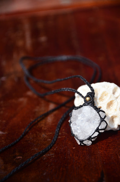 Raw Crystal, Clear Crystal Macrame Pendant