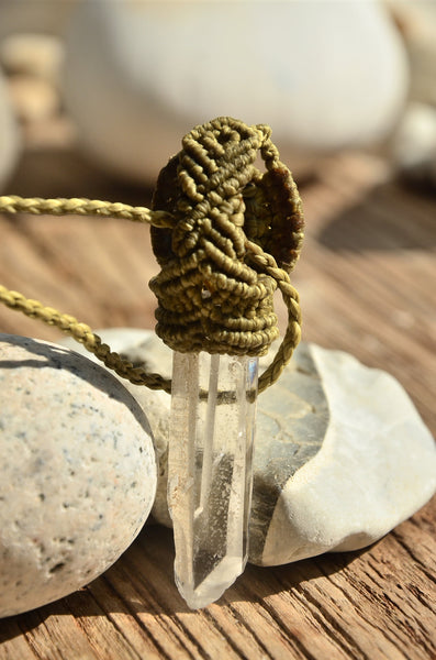 Bohemian Style, Clear Crystal & Tiger Eye Macrame Pendant，   織途  ， Om Ethnic Handicraft , macrame