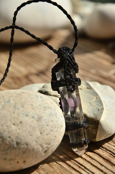 Bohemian Style, Crystal & Amethyst Macrame Pendant，   織途  ， Om Ethnic Handicraft , macrame