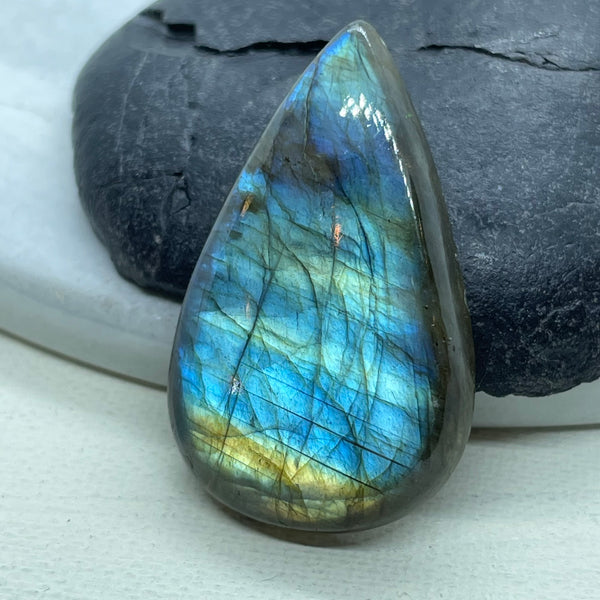 Labradorite - 10