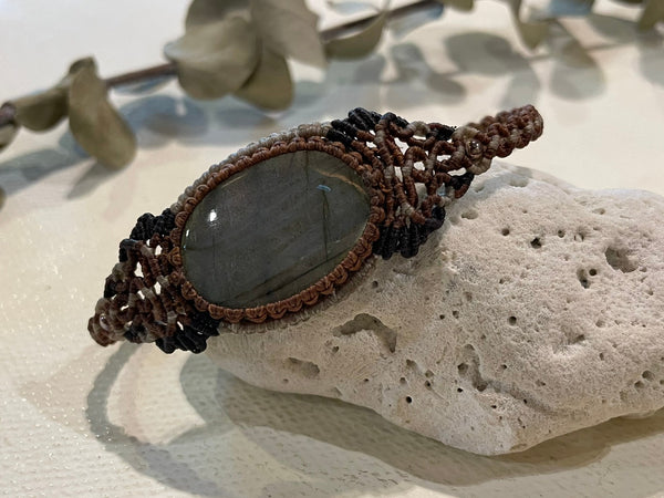 labradorite bracelet