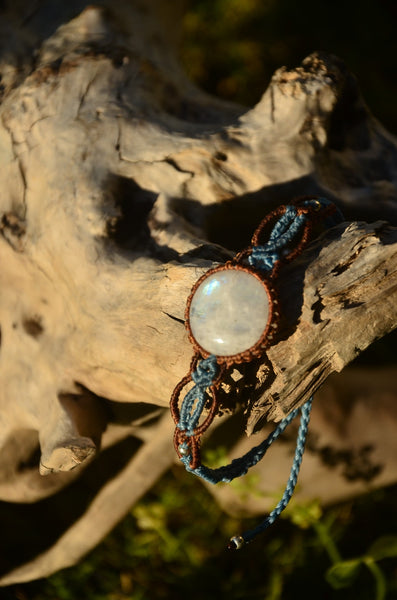 Moon stone bracelet 11L-17