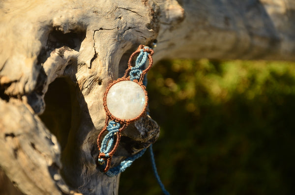 Moon stone bracelet 11L-17